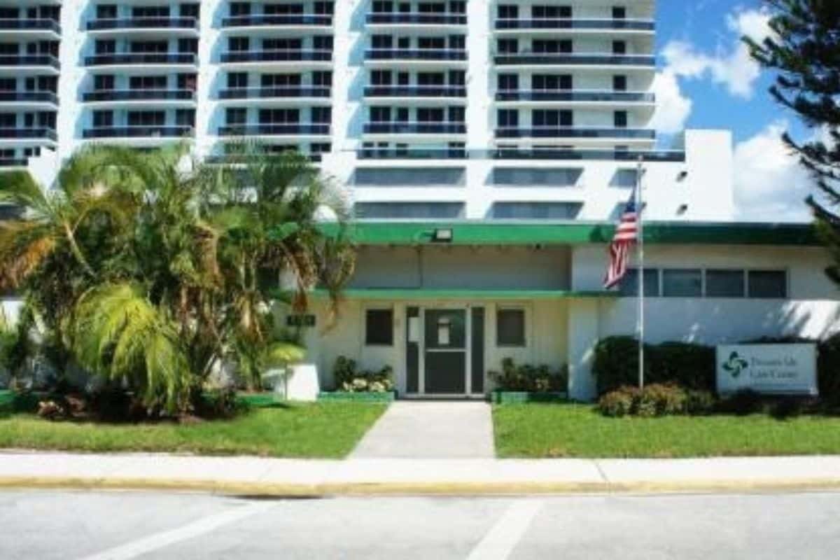 Treasure Isle Care Center photo 1