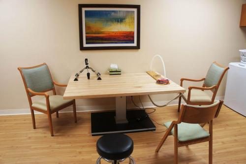 Windsor Woods Rehab and Healthcare Center photo 5