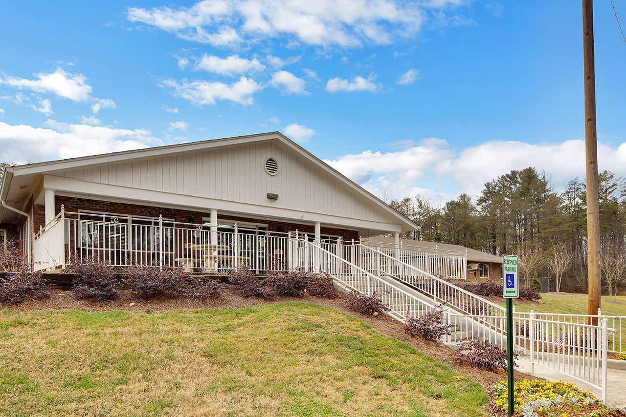 Heritage Healthcare Of Blue Ridge photo 2