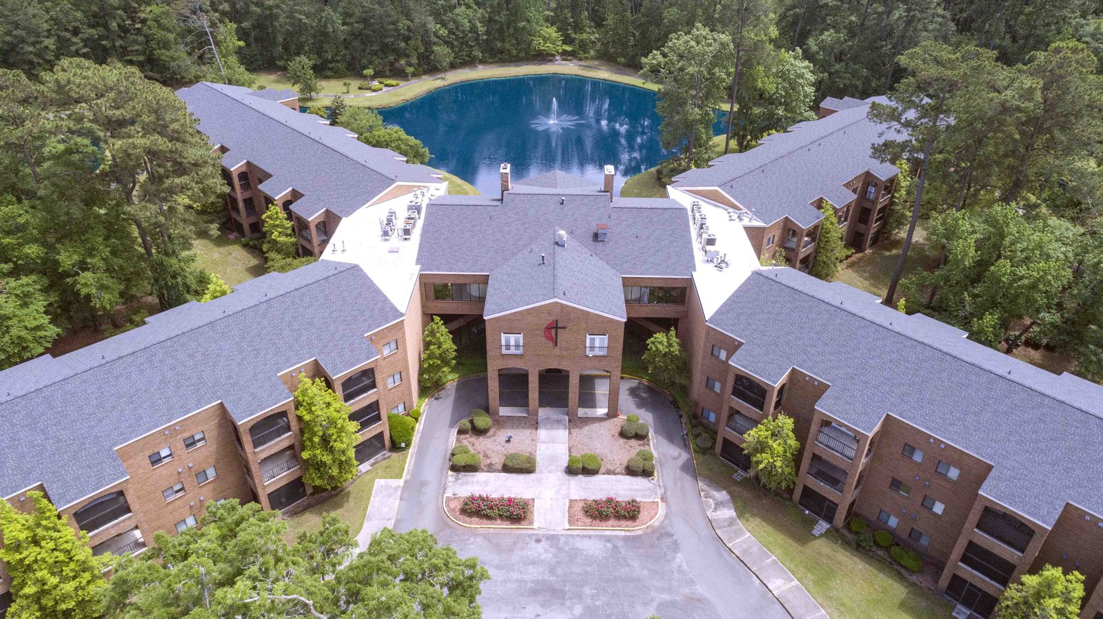 Magnolia Manor of Columbus Assisted Living photo 2
