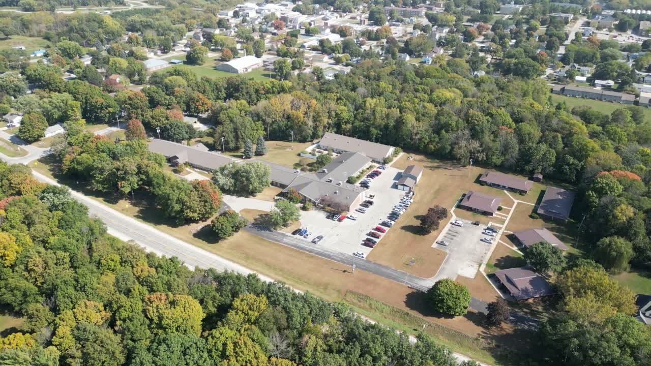 Maple Crest Manor