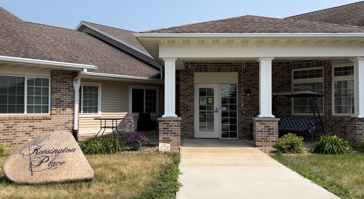New Hampton Nursing & Rehab Ce photo 1