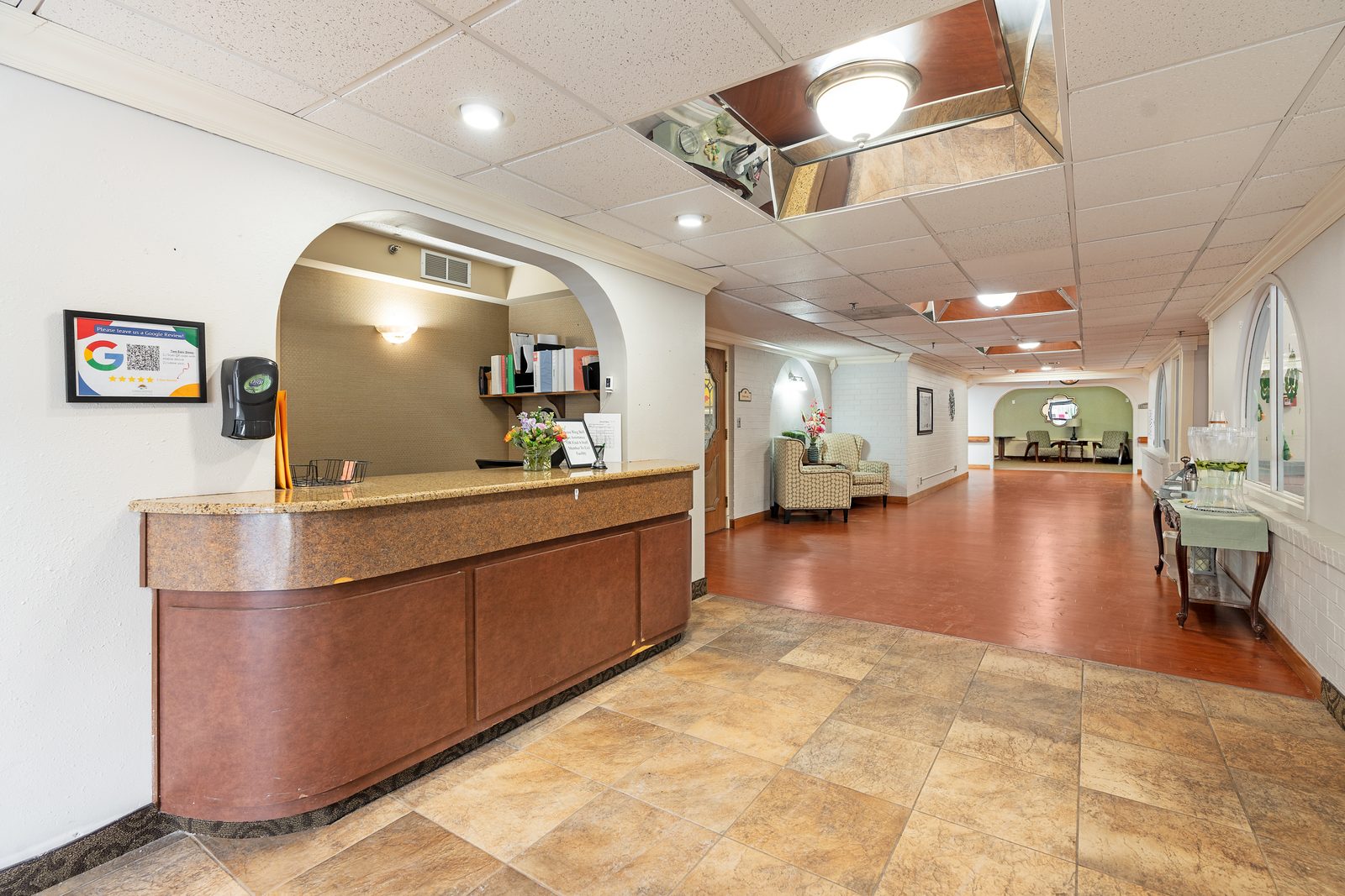 Royal Oaks Nursing and Rehabilitation Center photo 8