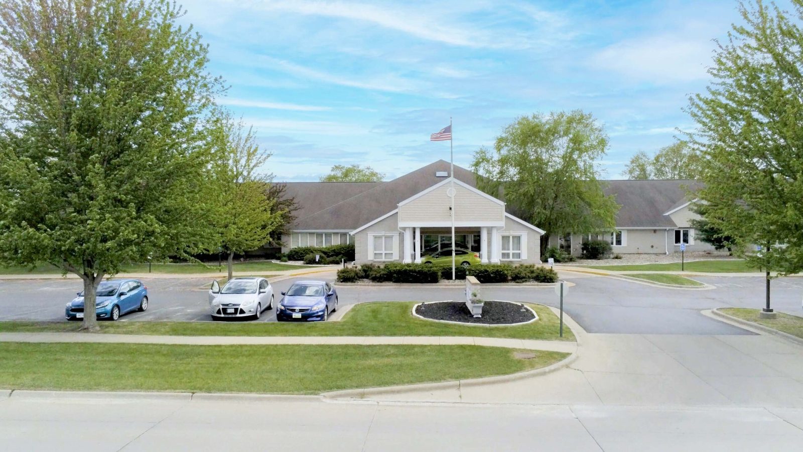 West Ridge Nursing & Rehab Center photo 1