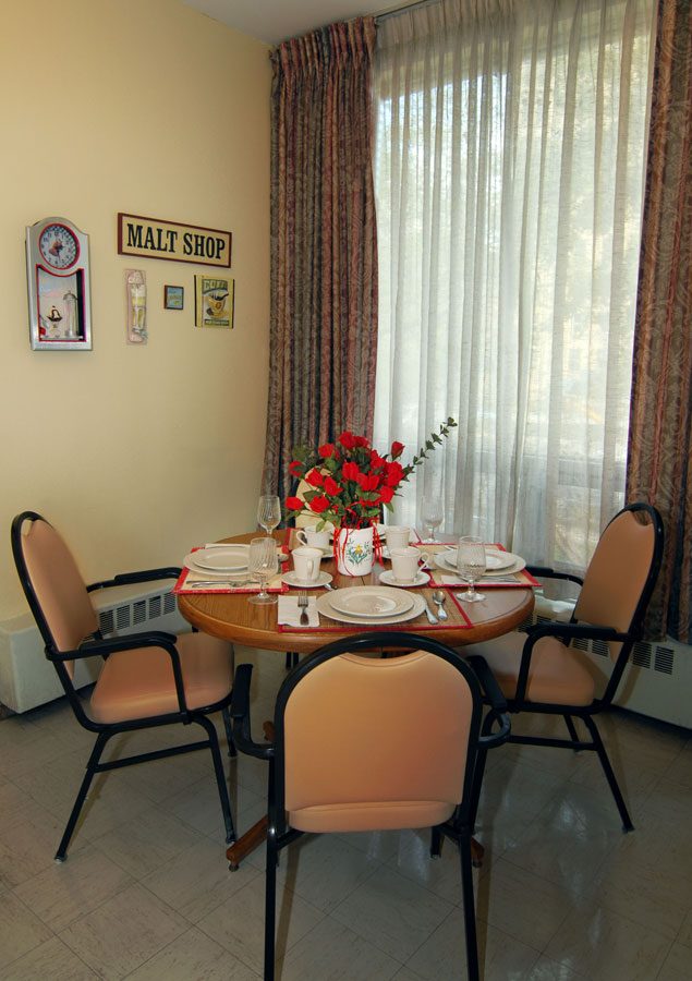 Alden Lincoln Rehab & Healthcare Center photo 2
