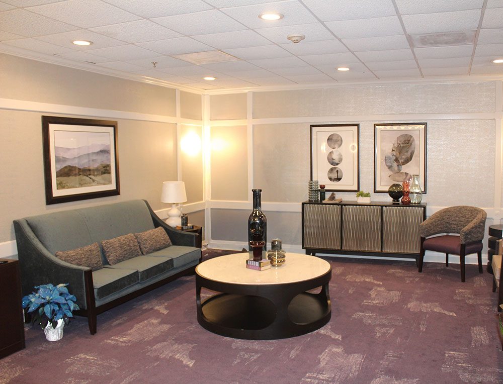 Alden Poplar Creek Rehab & Healthcare Center photo 5