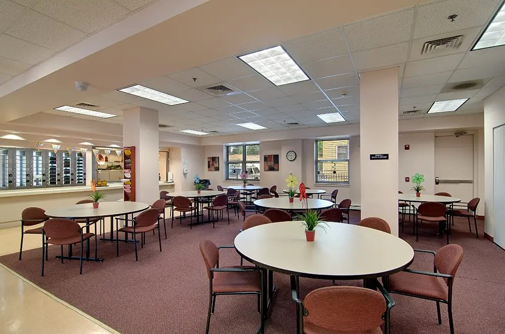Senior Suites of Auburn Gresham photo 4