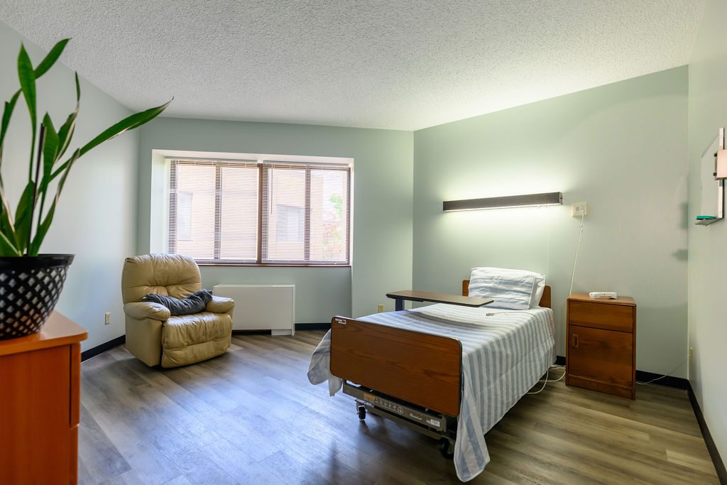 Amberwood Care Center photo 5