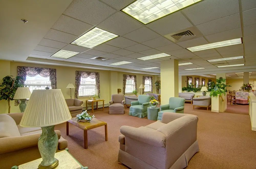 Senior Suites of Ravenswood Manor photo 3