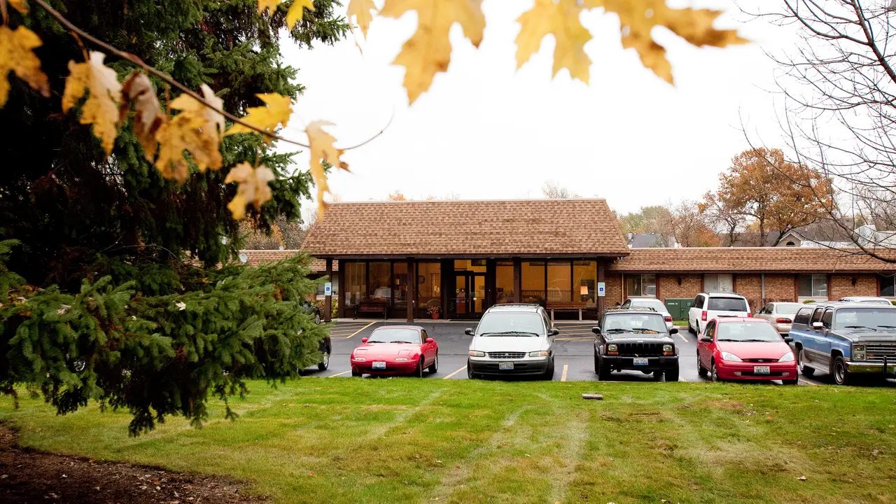 Crystal Pines Rehab & Healthcare Center photo 2