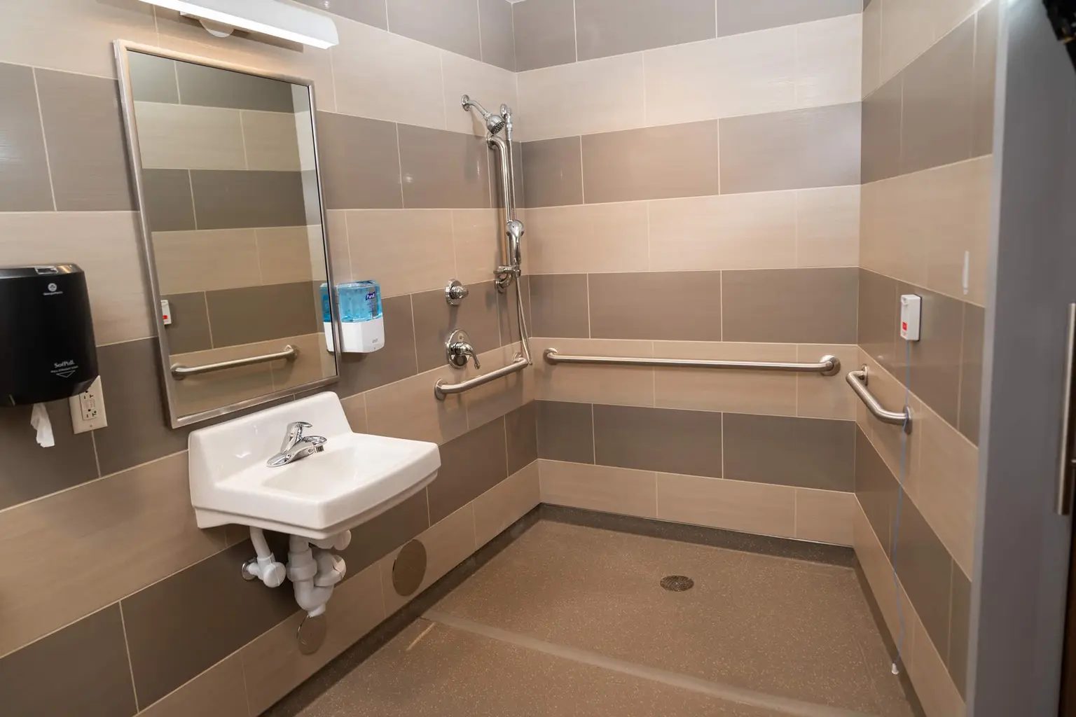 Dekalb County Rehab & Nursing photo 4