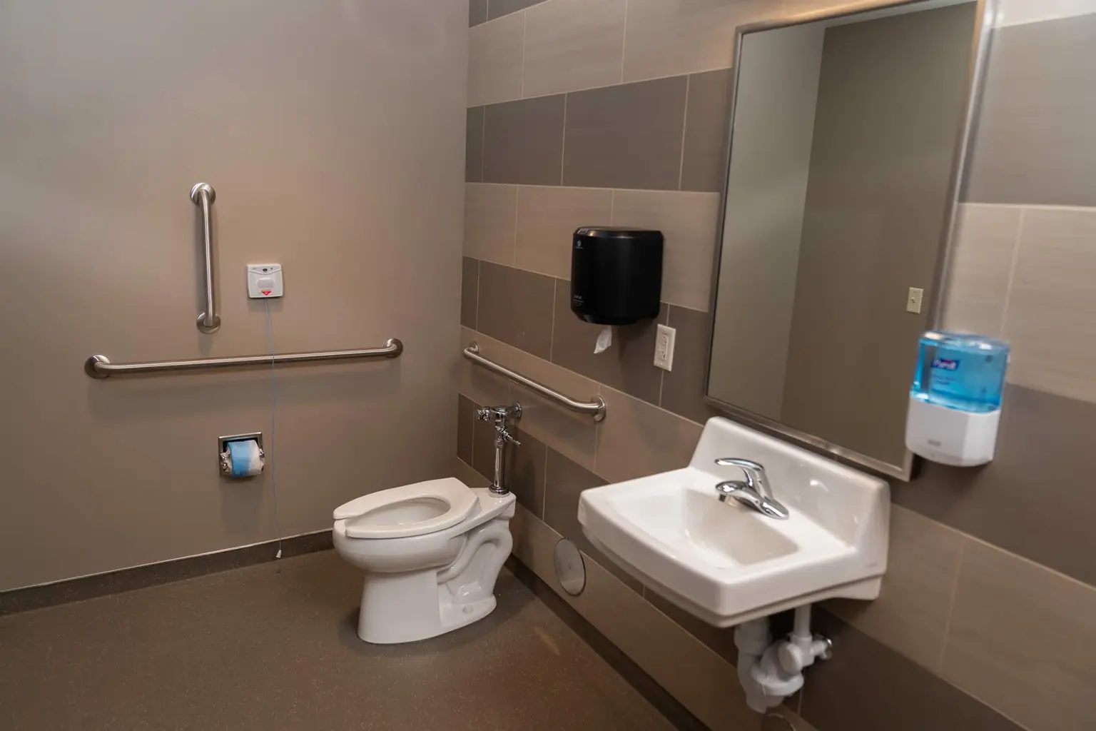 Dekalb County Rehab & Nursing photo 5