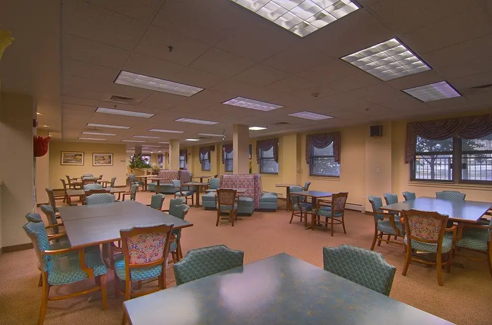 Senior Suites of Garfield Ridge photo 5