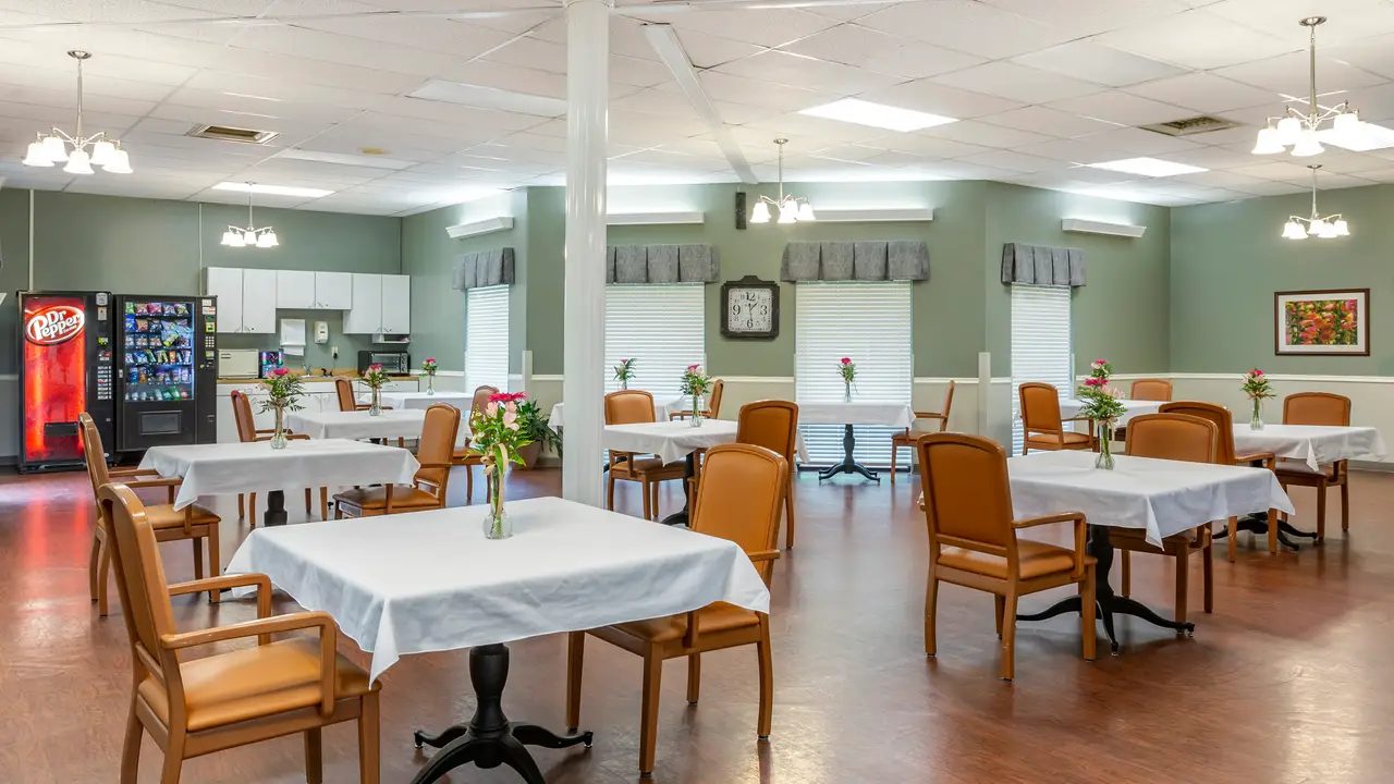 Hillsboro Rehab & Healthcare Center photo 1