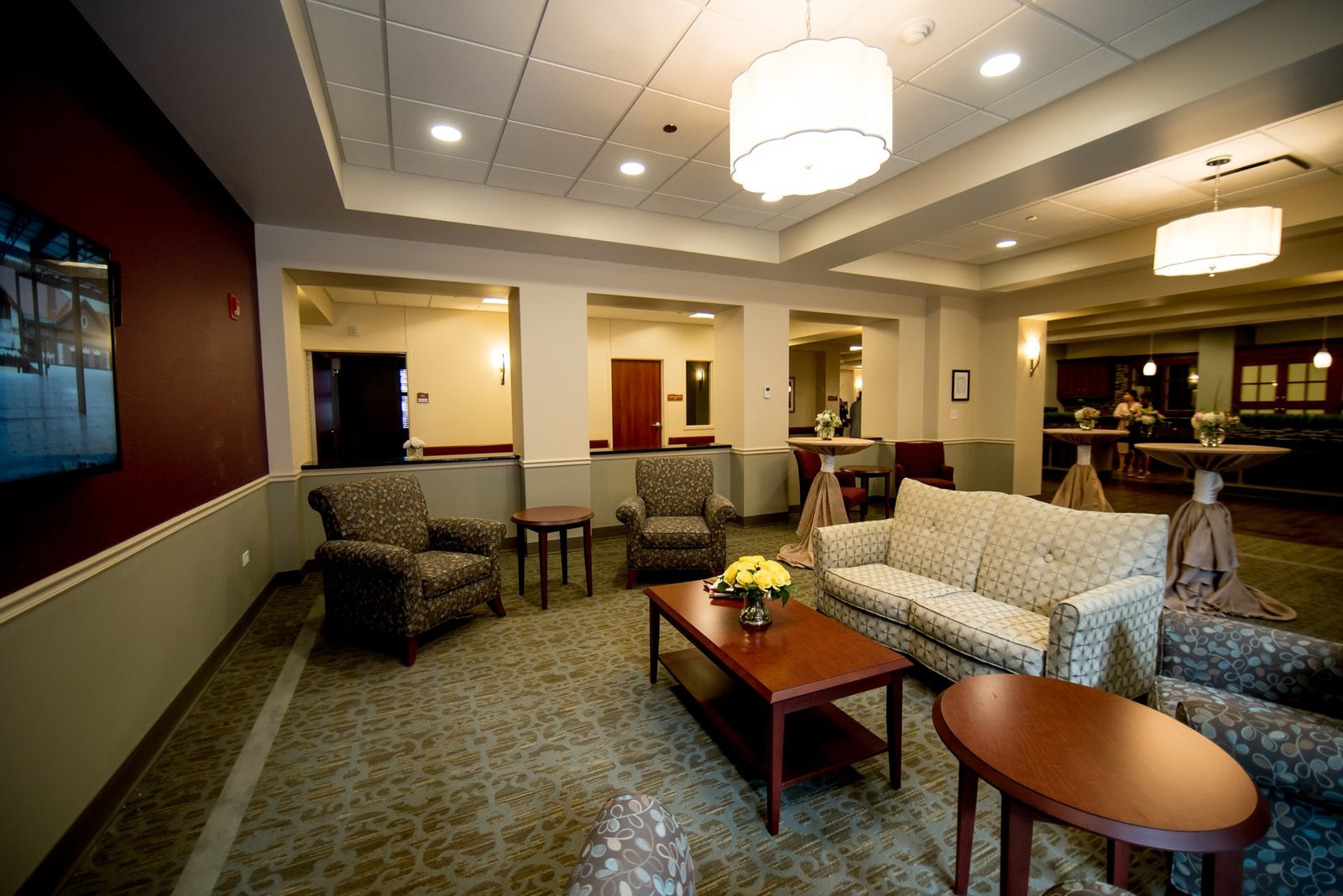 Meadowbrook Manor - Lagrange photo 2