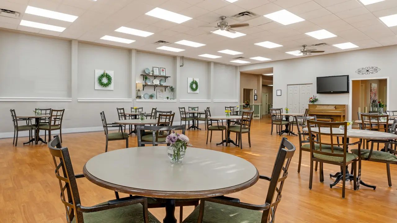 Metropolis Nursing & Rehab Center photo 1