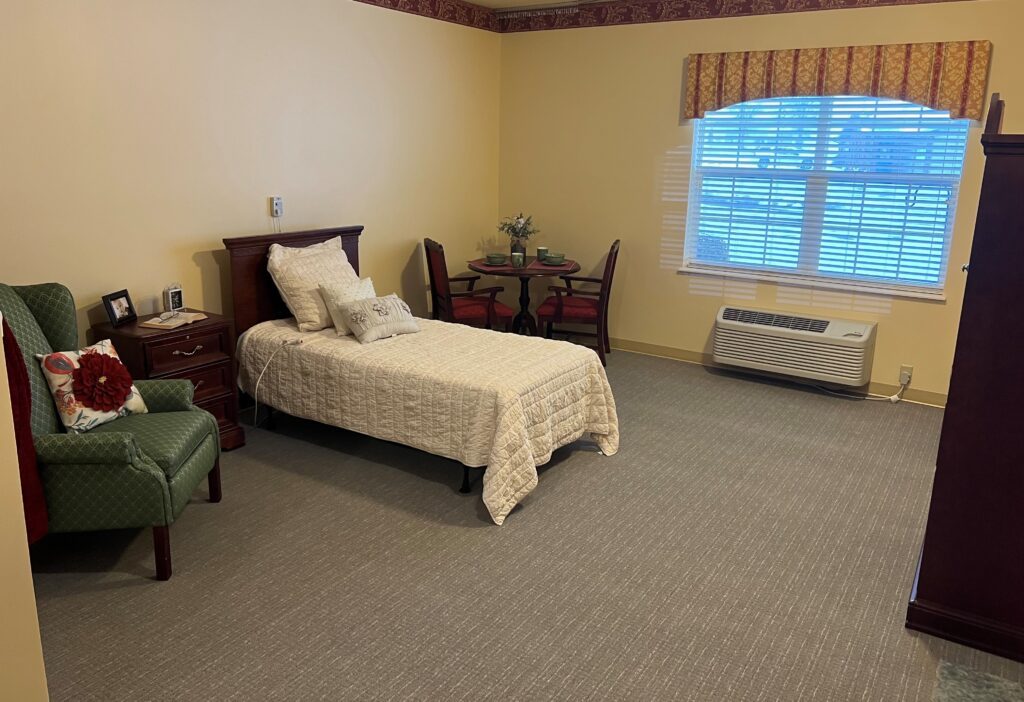 Amber Manor Care Center photo 5