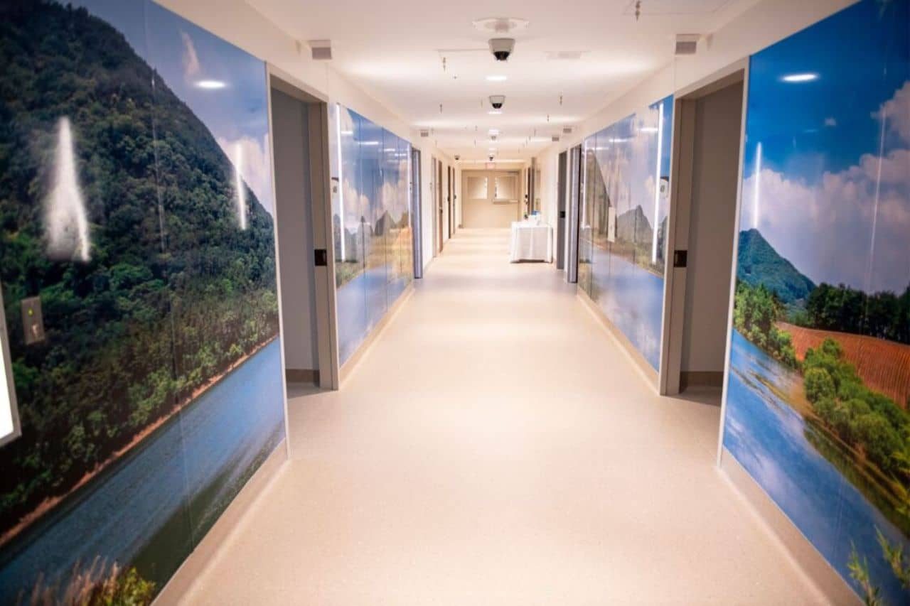 Floyd Memorial Hospital-SNU photo 2