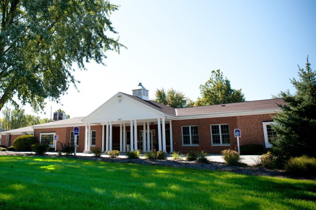 Glenbrook Rehabilitation & Skilled Nursing Center photo 2