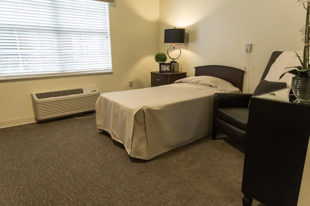 Lakeland Rehabilitation And Healthcare Center photo 5