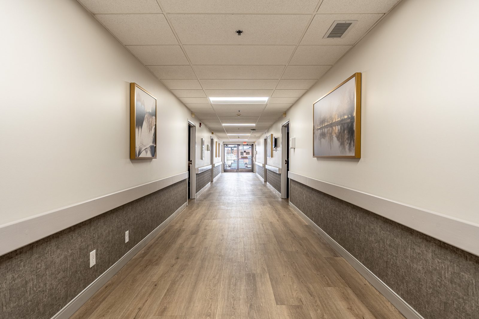 Lincolnshire Health Care Center photo 4