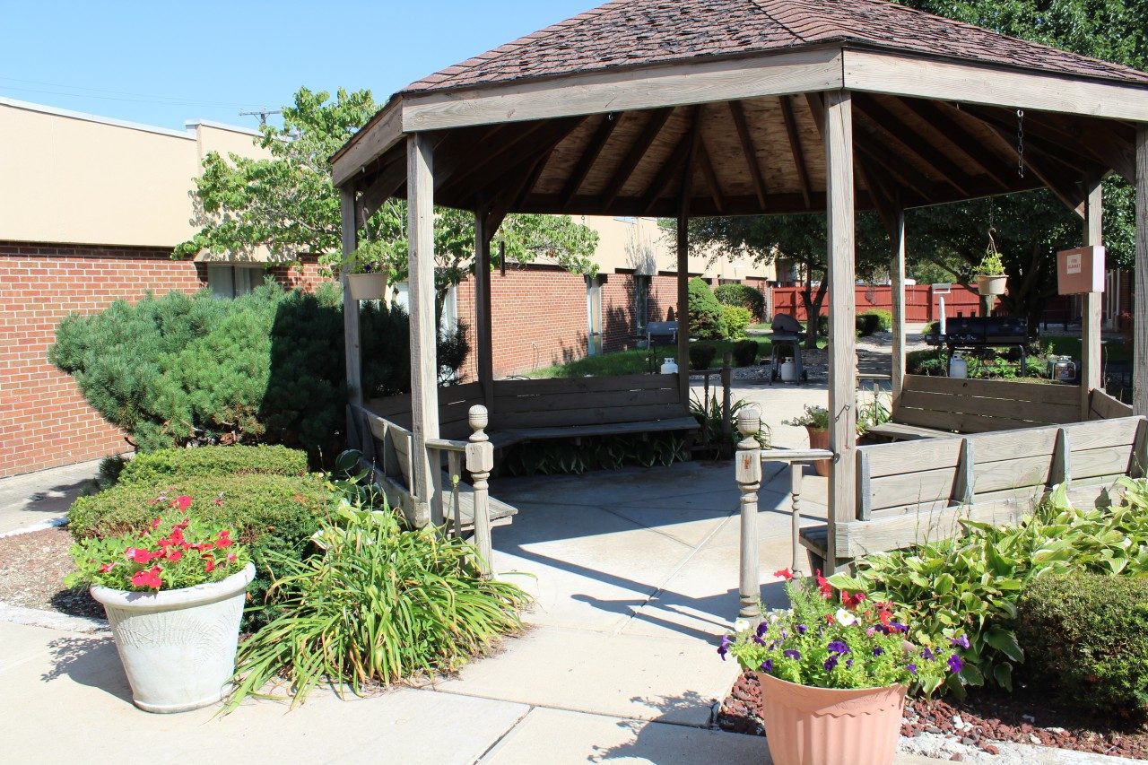Miller's Merry Manor - Marion photo 3