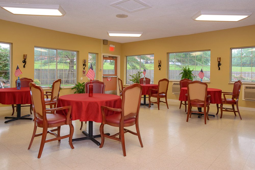 Mitchell Manor photo 3