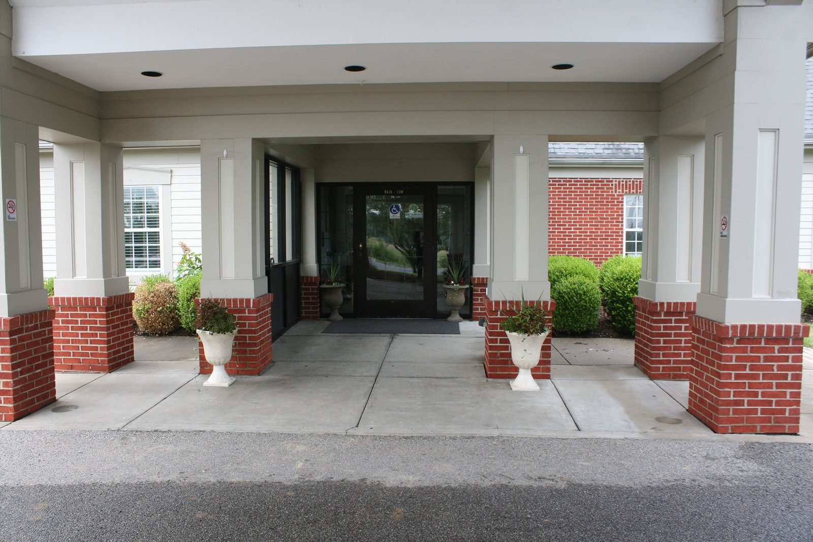 Charlestown Place at New Albany photo 1