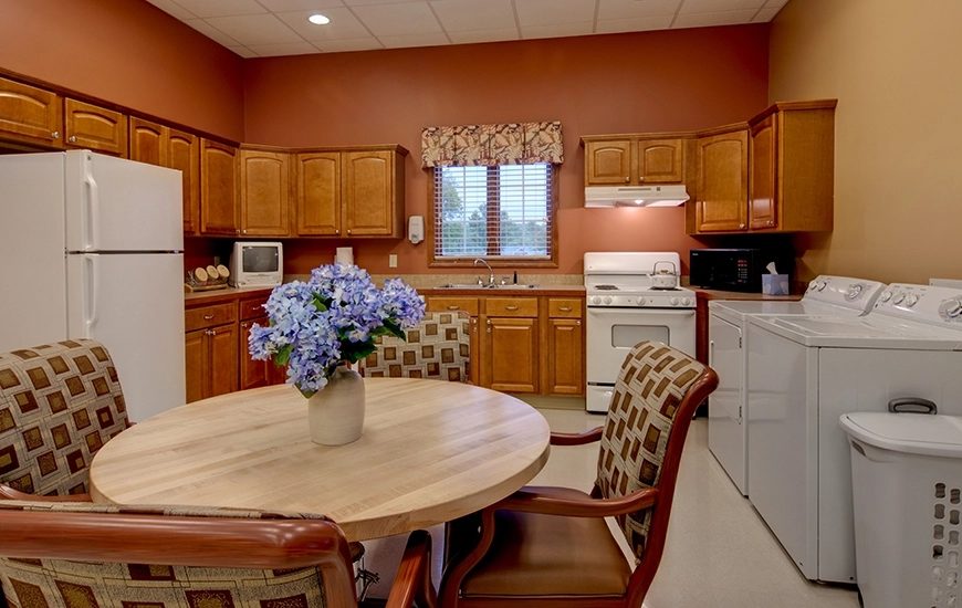 Lake Pointe Village photo 4