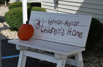 Vernon Manor