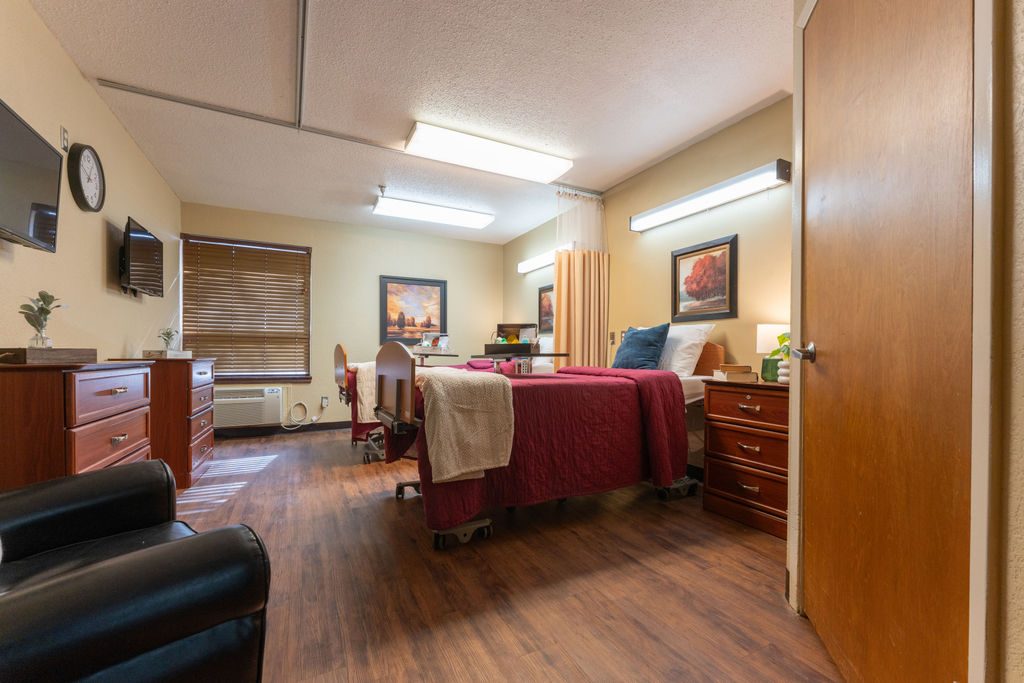 Tonganoxie Nursing Center photo 2