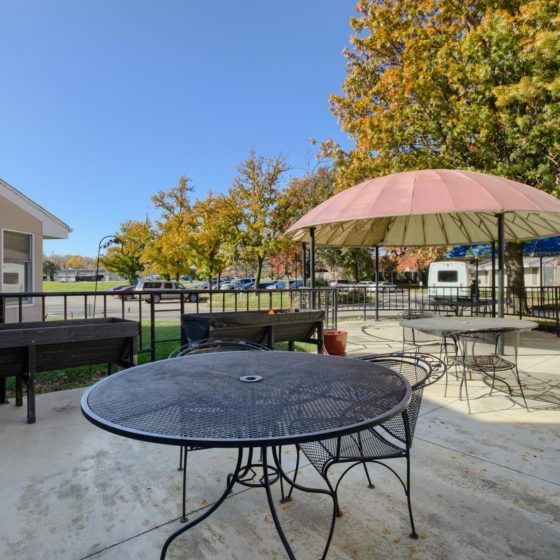 Merriam Gardens Healthcare & Rehabilitation Center photo 4
