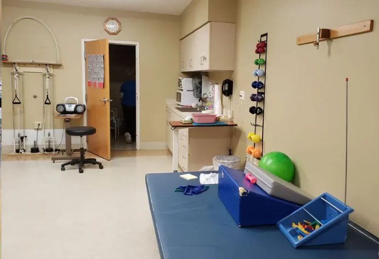 Barren County Health Care Center photo 3