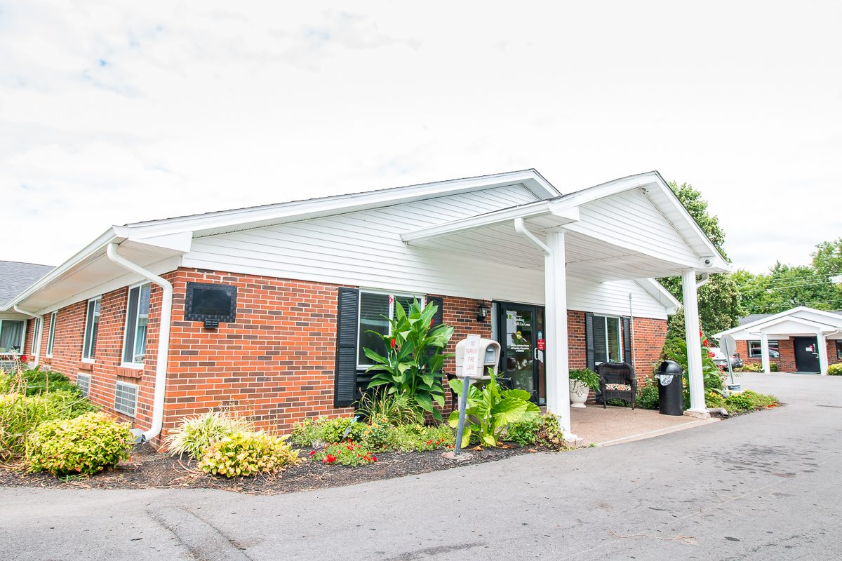 Harrodsburg Health Care Center photo 1