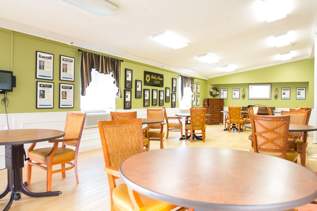 Morgantown Care & Rehabilitation Center photo 2