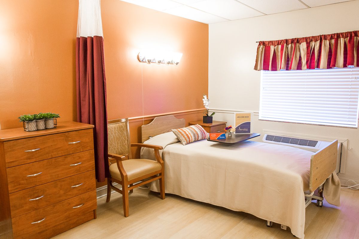 Morgantown Care & Rehabilitation Center photo 4