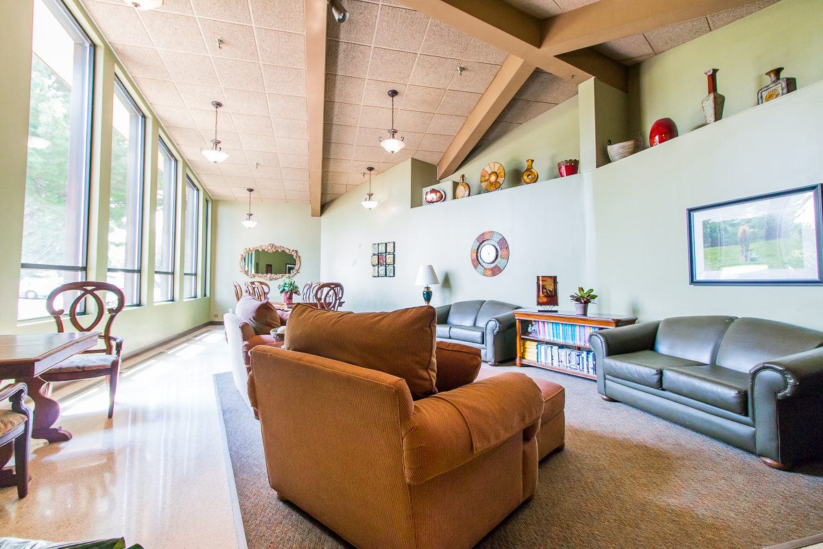Summit Manor Health And Rehabilitation Center photo 2