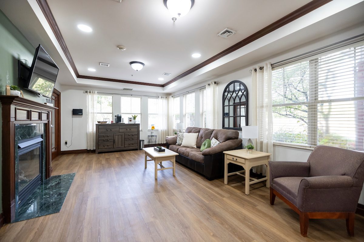 Woodcrest Manor Care Center photo 5