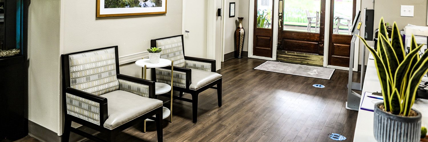 Colonial Oaks Living Center photo 2
