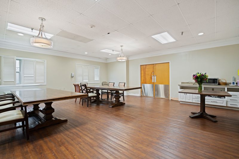 Heritage Manor South photo 5