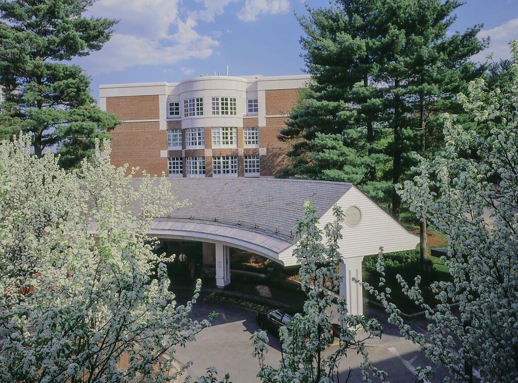 Emerson Rehabilitation & Transitional Care Unit photo 2