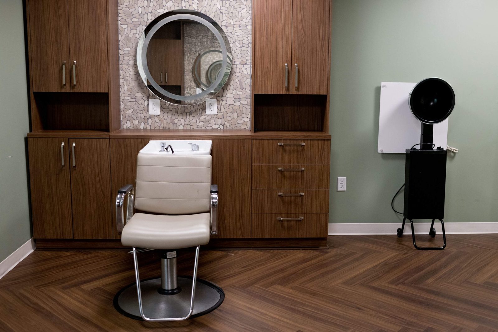 Autumn Lake Healthcare at Oakview photo 1