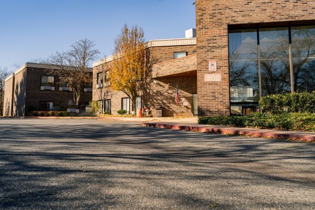 Autumn Lake Healthcare at Parkville photo 3