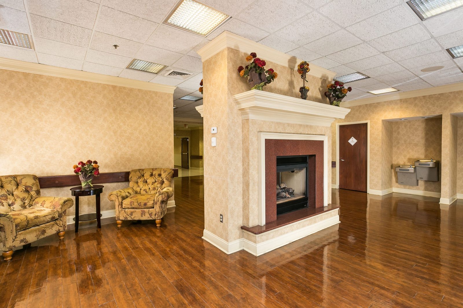 Julia Manor Health Care Center photo 3