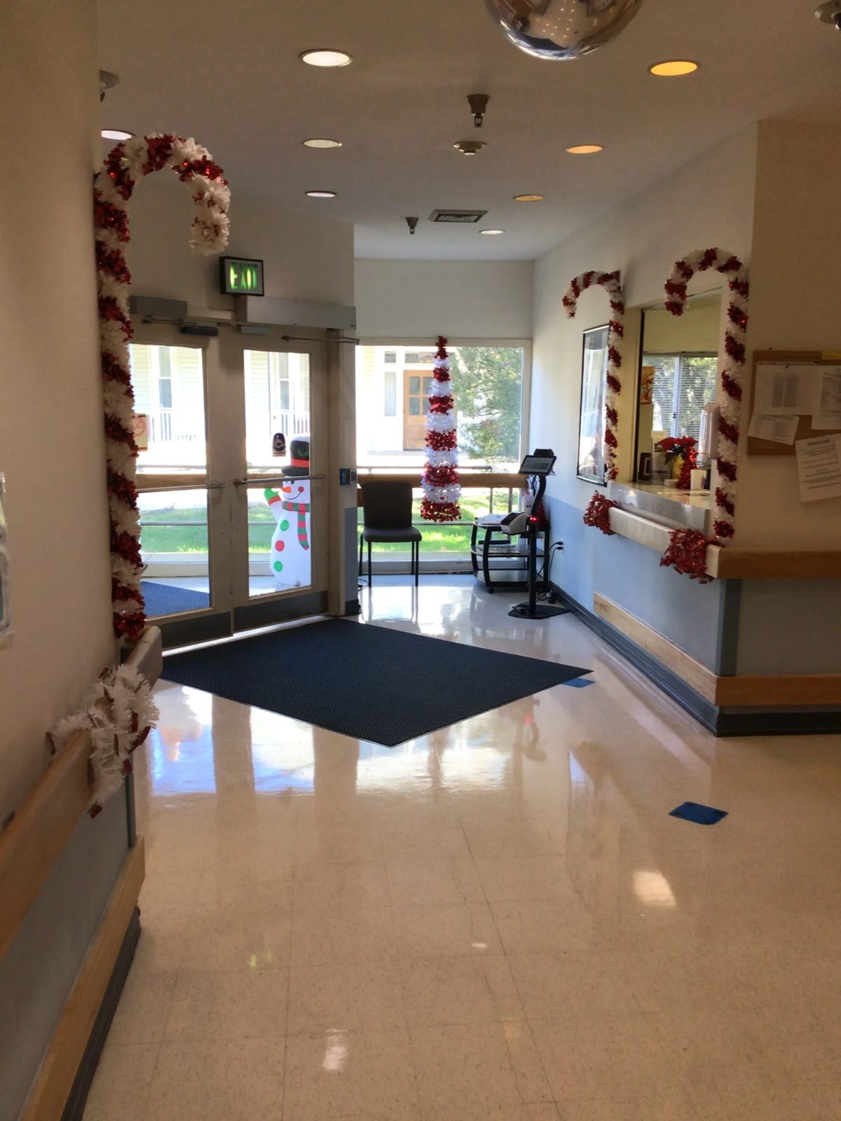 Ridgeway Manor Nursing & Rehabilitation Center photo 7