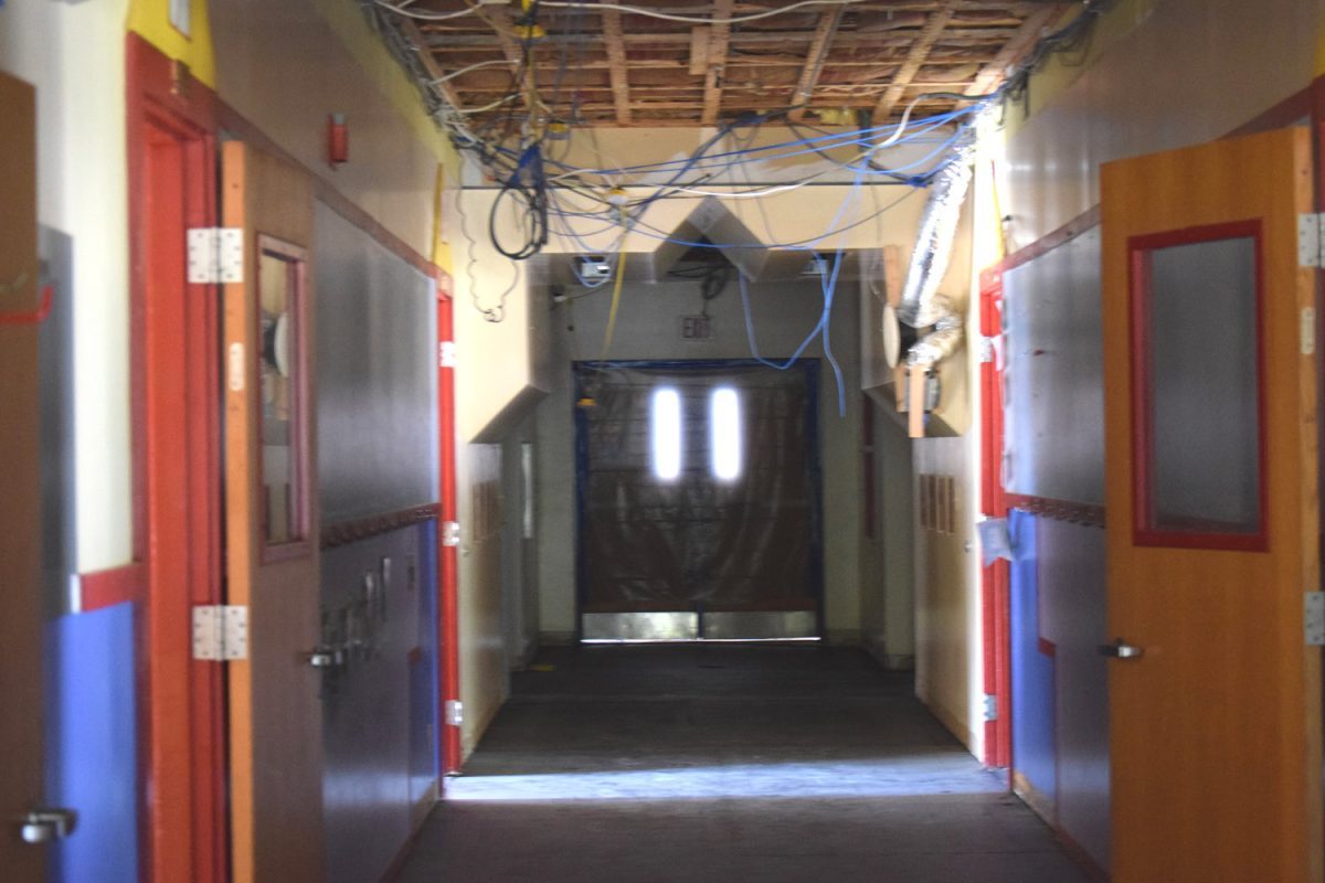 Fieldcrest Manor photo 1