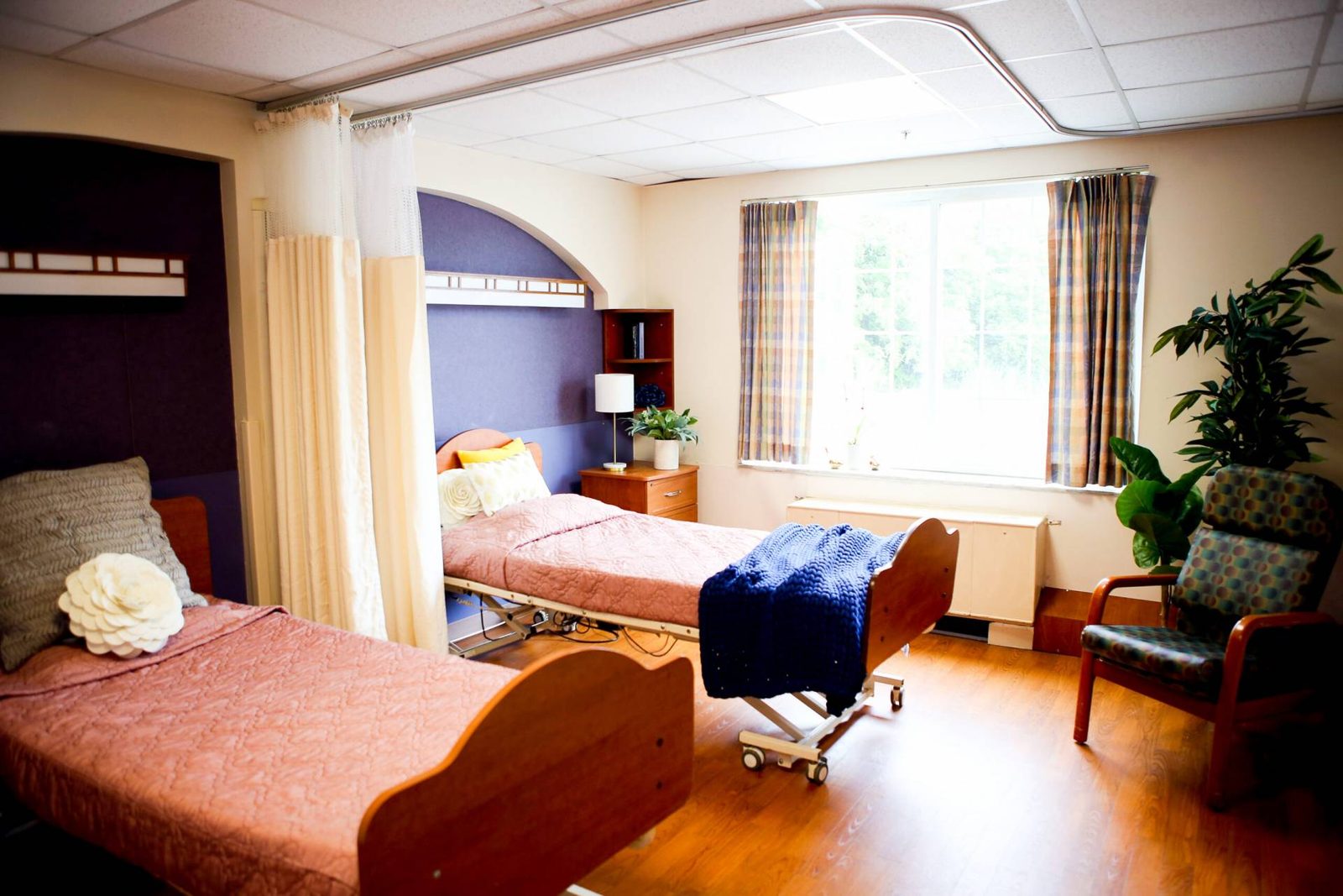 Four Seasons Nursing Center Of Westland photo 5