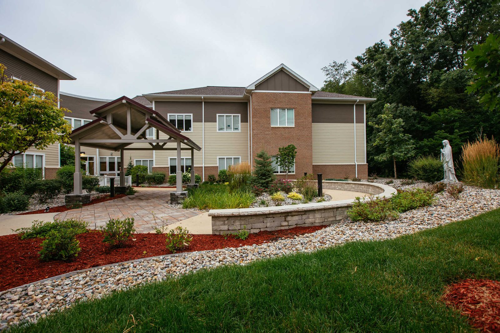Newburgh Manor photo 1