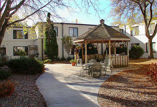 Beverly Livingcenter - Hopkins