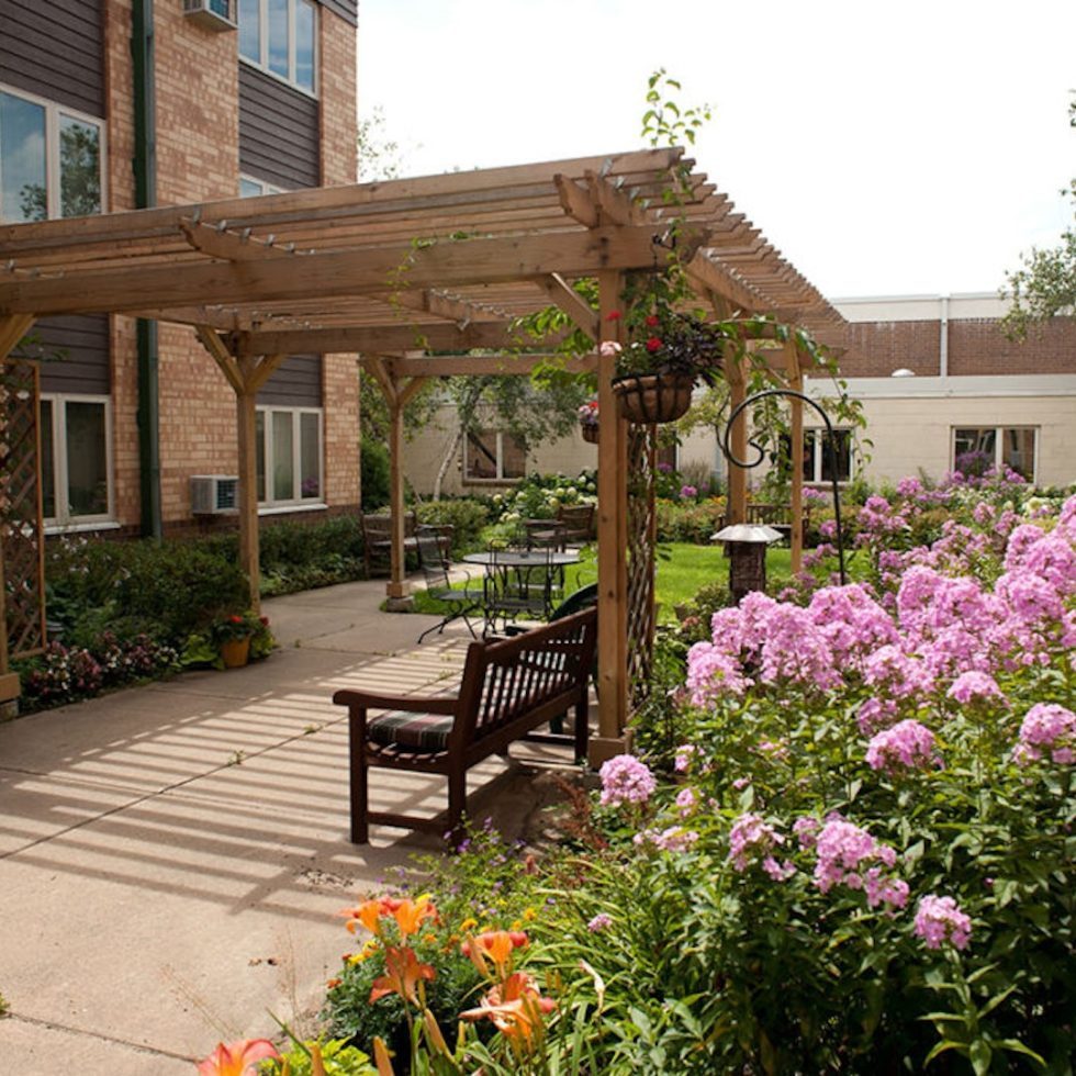 Cerenity Care Center - White Bear Lake 1 photo 5